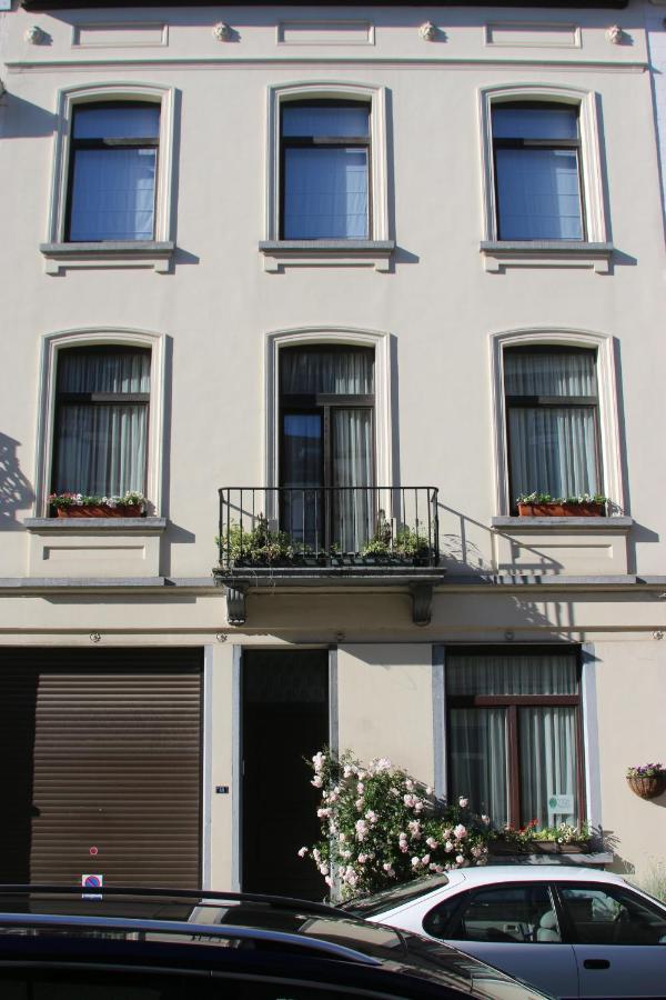 B&B Les Iris Bruxelles Exterior foto